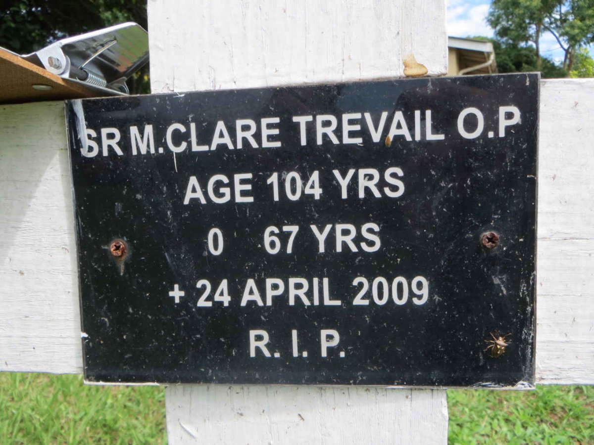 TREVAIL Clare -2009