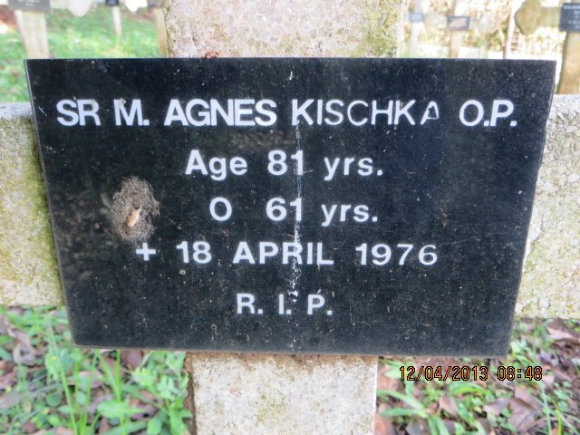 KISCHKA Agnes -1976