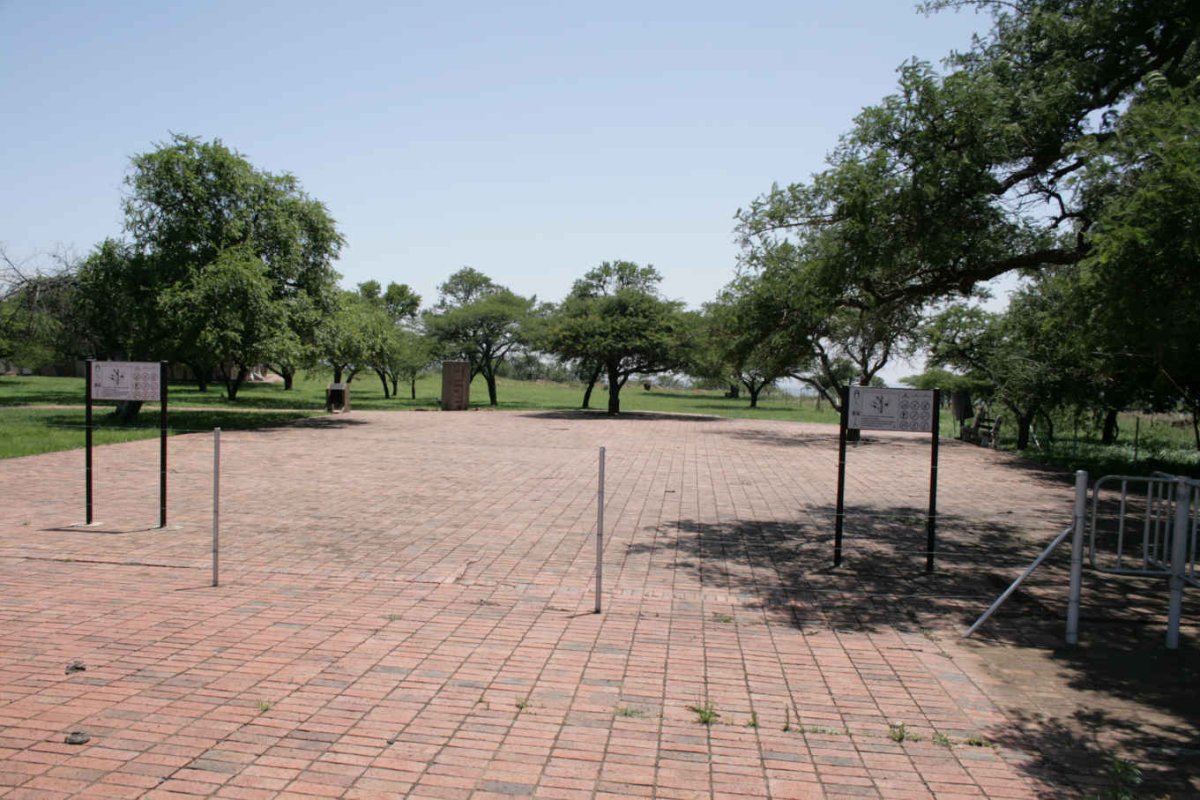 01. Entrance