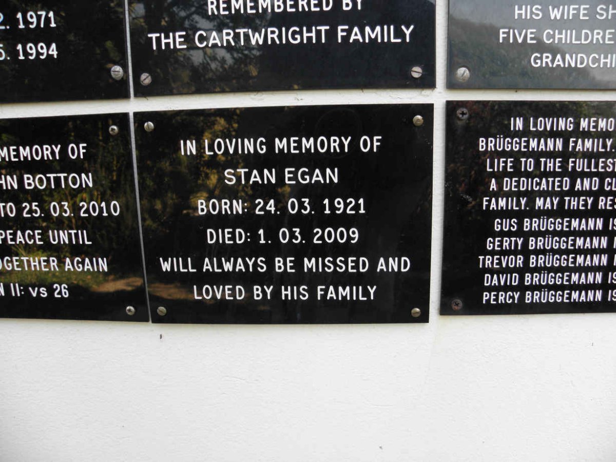 EGAN Stan 1921-2009