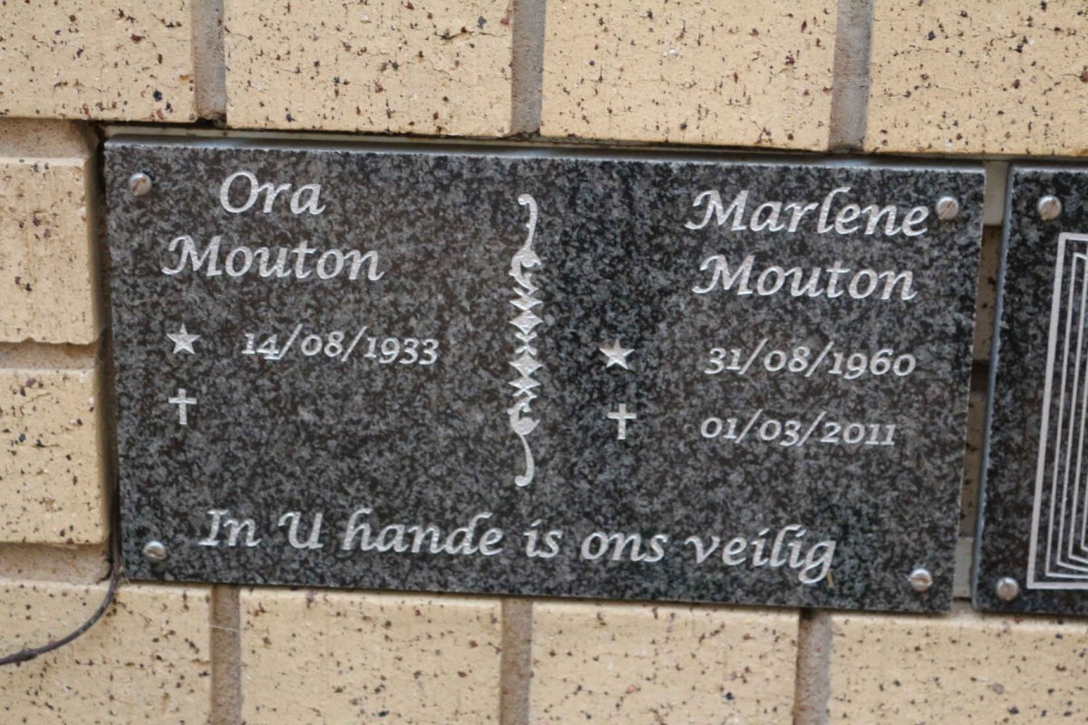 MOUTON Ora 1933- :: MOUTON Marlene 1960-2011