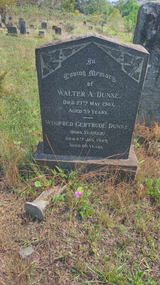 DUNNE Walter A. -1947 & Winifred Gertrude nee SUMNER -1949