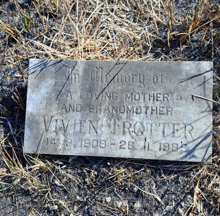 TROTTER Vivien 1909-1985