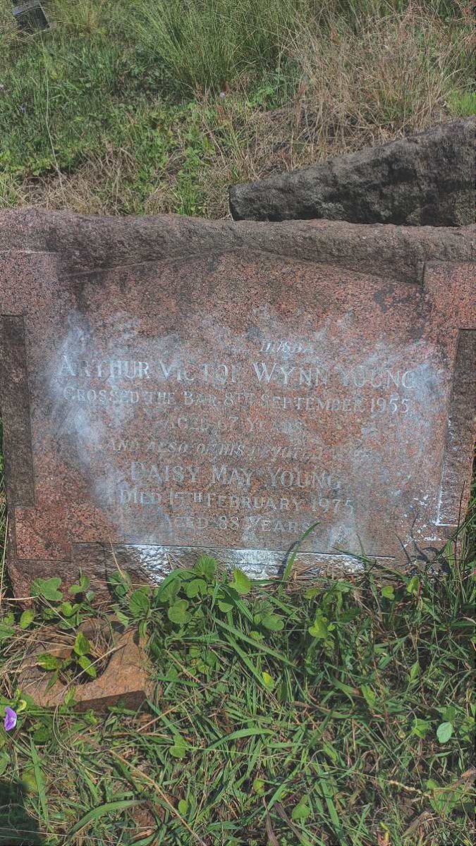 YOUNG Arthur Victor Wynn -1955 & Daisy May -1975