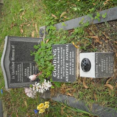 GOODING Robert Vivian 1939-2011 &amp; Annette Sophia 1944-2010 :: OOSTHUIZEN Anna Sophia 1923-2001