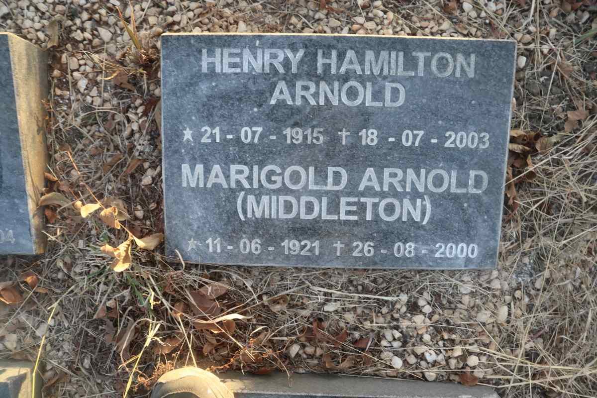 ARNOLD Henry Hamilton 1915-2003 & Marigold MIDDLETON 1921-2000