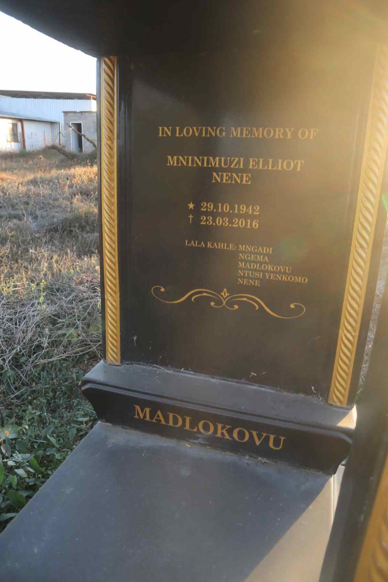 MADLOKOVU Mninimuzi Elliot Nene 1942-2016