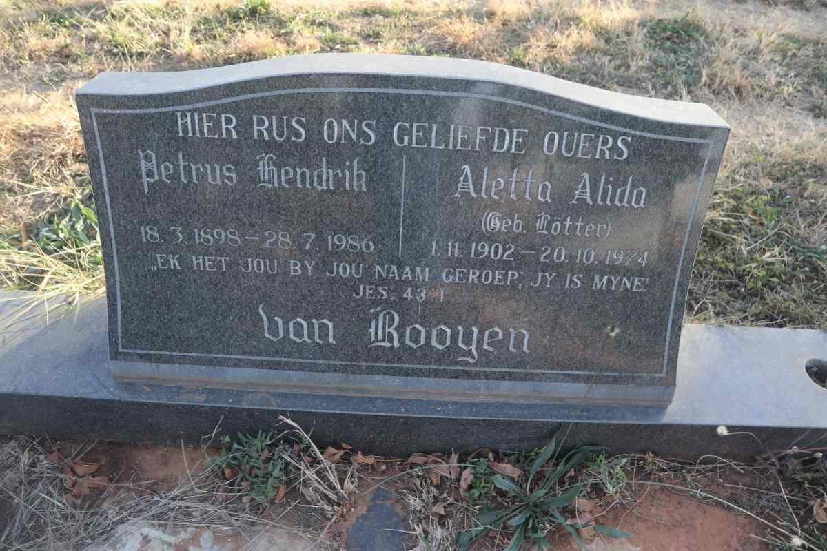 ROOYEN Petrus Hendrik, van 1898-1986 & Aletta Alida LOTTER 1902-1974