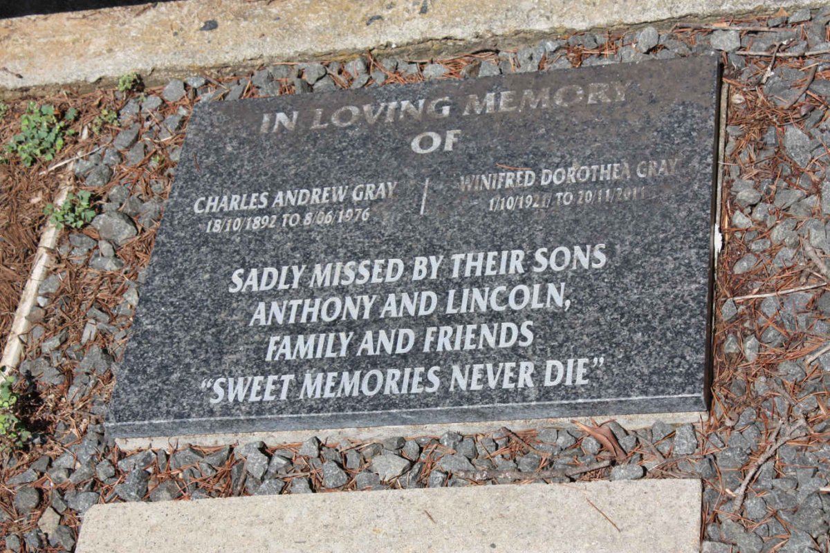 GRAY Charles Andrew 1892-1976 &amp; Winifred Dorothea 1921-2011